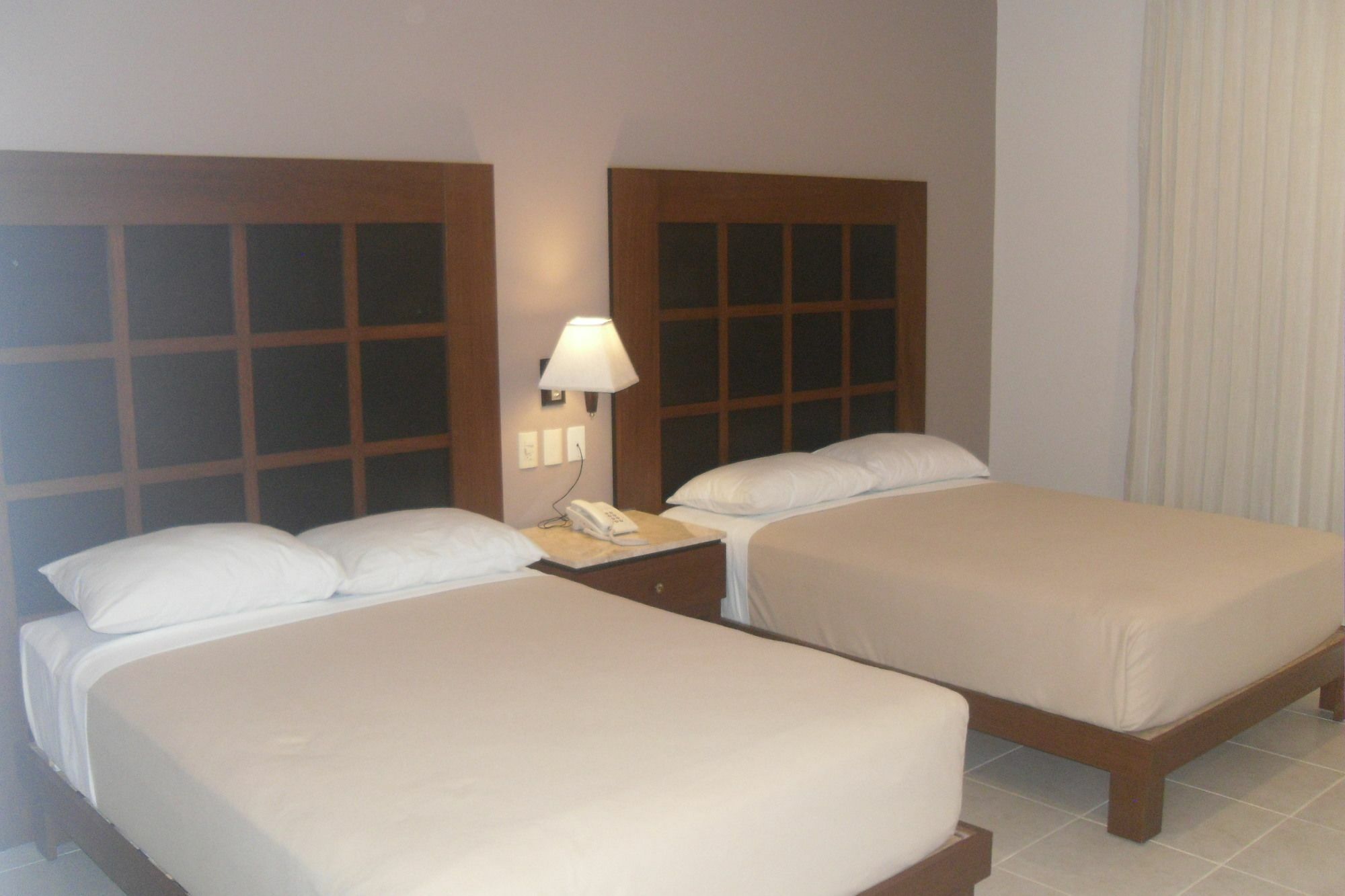 Tecnohotel Valladolid Exterior foto