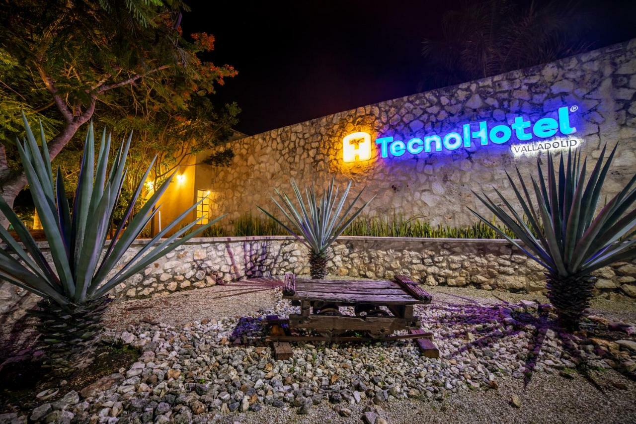 Tecnohotel Valladolid Exterior foto